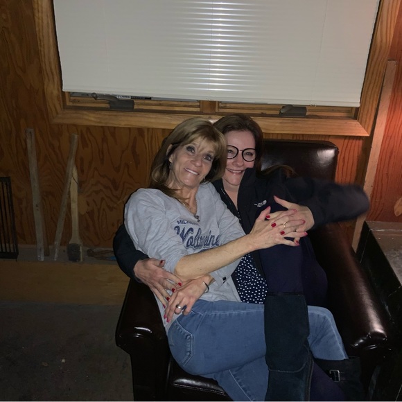 Meet your Posher, Carol - Picture 7 of 16